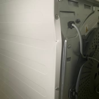 Nakliye Hasarlı Kurutma Makinesi İçin Media Markt'tan Çözüm Alamıyorum