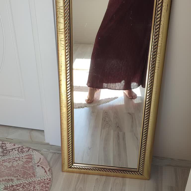 Aldığım Elbiselerin Kalitesizliği Ve Kargo Ücretleri Nedeniyle Yaşadığım Memnuniyetsizlik