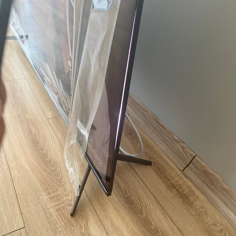 Hasarlı Televizyonun Değişimi İçin Sürekli Oyalama Ve Yetersiz Müşteri Hizmeti