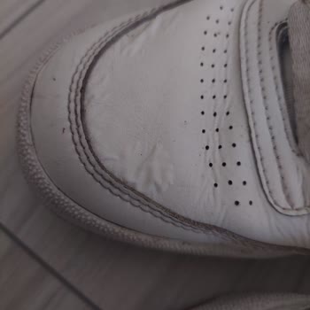 Kısa Sürede Deforme Olan Reebok Sneaker Mağduriyeti