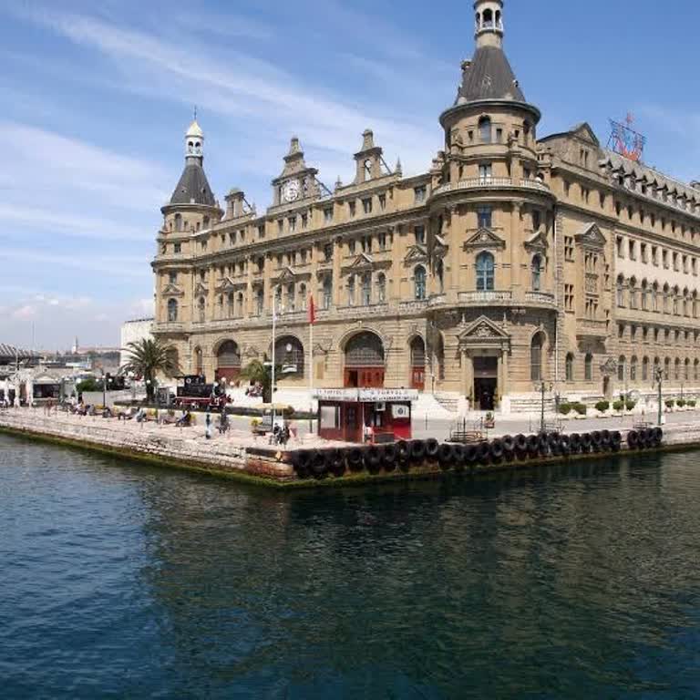 Haydarpaşa Garı'na Ulaşım Hâlâ Mümkün Değil!
