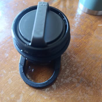 Stanley Termosumda Isı Yalıtımı Sorunu Ve Destek Alamama