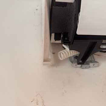 Arçelik Klima Kurulumunda Duvarın Zarar Görmesi Ve Hatalı Montaj