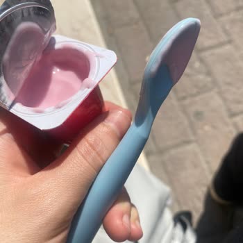 Çocuk Yoğurdunda Kıl Çıkması Nedeniyle Hijyen Endişesi