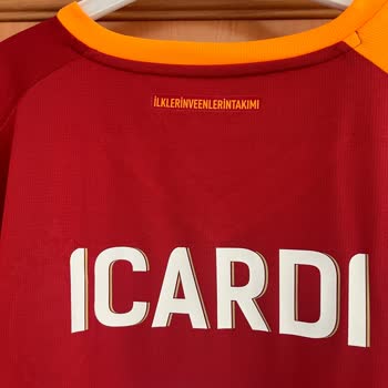 GS Store'dan Aldığım Formalarda Baskı Hatası Ve İade Sürecinde Gecikme