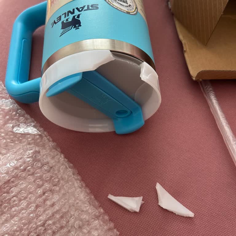 Kırık Gelen Stanley Termosun İadesi Haksız Yere Reddedildi