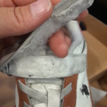 Ayakkabı Üretim Kalitesi ve Kullanım Süresi Hakkında Şikayet