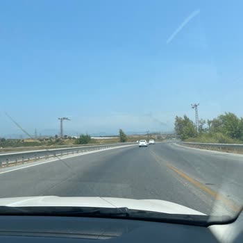 Balayı Otelinde Valeye Verilen Aracın Camı Çatladı