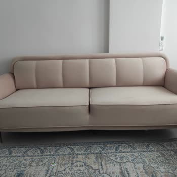 Divanev Sylvia Koltuk Takımında Sürekli Aynı Fabrika Hatası