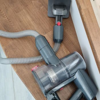 Şarjı Hızla Tükenen Robo El Süpürgesi Beklentimi Karşılamadı