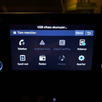 Hyundai Servis Garantili Araçta USB Bağlantı Sorunumu Çözemiyor