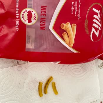 Aldığım Makarnada Siyah İzler Çıktı, Sağlığımız Tehlikede