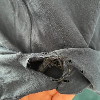 İki Günde Yırtılan Şort Pijama Hayal Kırıklığı Yaşattı