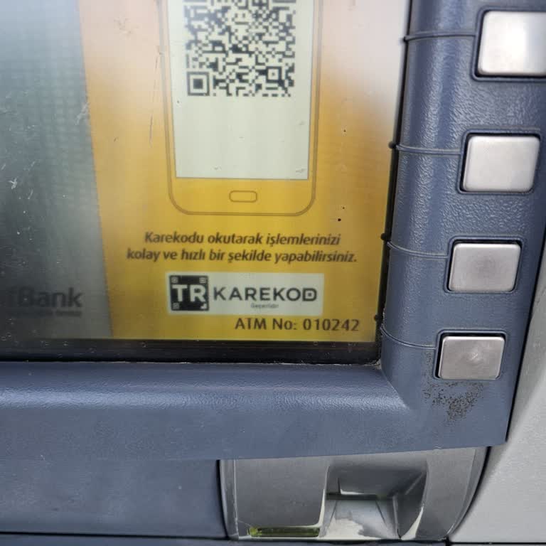 ATM'de Sıkışan Param Geri Ödenmiyor, Faiz İşletiliyor