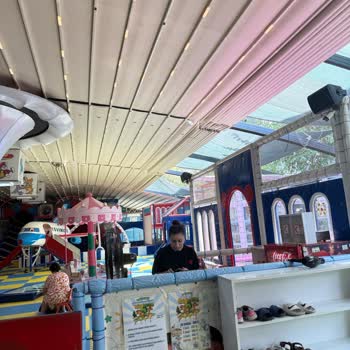 Çocuk Oyun Alanında Klima Ve Temizlik Sorunu: Acil Denetim Gerekli