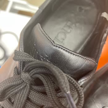 Ayakkabı Ürünlerinde Sürekli Deformasyon ve Mağaza İlgisizliği Şikayeti