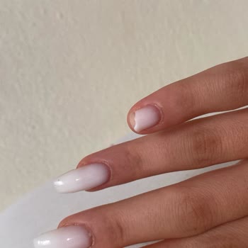 Hatalı Protez Tırnak İşlemi Sonrası İlgisiz Ve Saygısız Müşteri Yaklaşımı