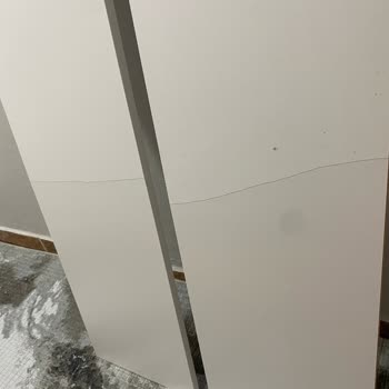 Kırık Gelen Banyo Dolabını Kargoya Geri Götürmem İstendi, Mağdur Oldum