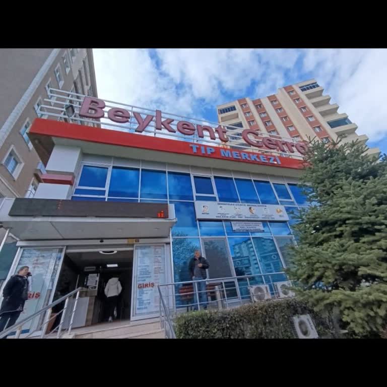 Doktorun İlgisizliği Ve Yetersiz Muayene Ücreti Hakkında Şikayet