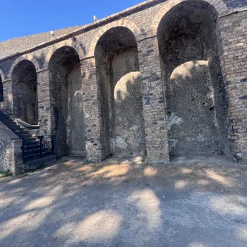 Prontotour İtalya Turu'nda Rehber Davranışı Ve Program Tutarsızlığı