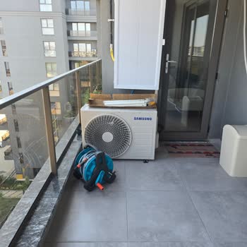 Samsung Klimanın Dış Ünitesi Yanlış Yere Monte Edildi, Balkonum Kullanılamaz Hale Geldi