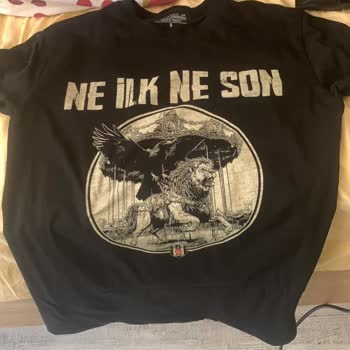 Satın Aldığım Tişört İlk Yıkamada Renk Attı, Yetkililerden Destek Alamıyorum