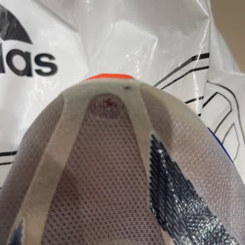 Kısa Sürede Yırtılan Koşu Ayakkabısı İçin İade Talebim Reddedildi