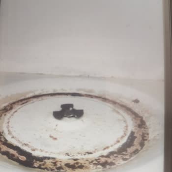 Beko Mikrodalga Fırında Paslanma Ve Yetersiz Değişim Teklifi