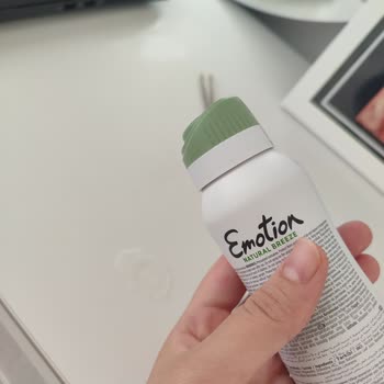 Emotion Deodorantın Yeni Kapak Tasarımı Akıntı Sorunu Yaşatıyor