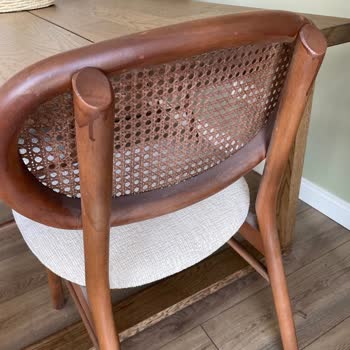 Strocha Design & Furniture Aldığım Sandalyelerde Kalite Ve Hizmet Sorunu Yaşadım