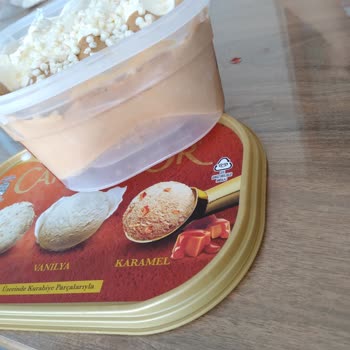 Dondurma Kutusunda Karamel Bölümünde Boşluk Şikayeti