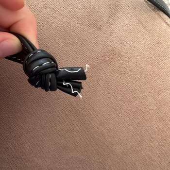 Kısa Sürede Deforme Olan Çantama Manuka İlgisiz Kaldı