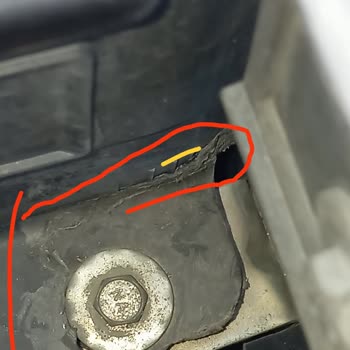 Kayseri İnciroğlu Serviste Far Tamiri Sonrası Olumsuz Deneyim