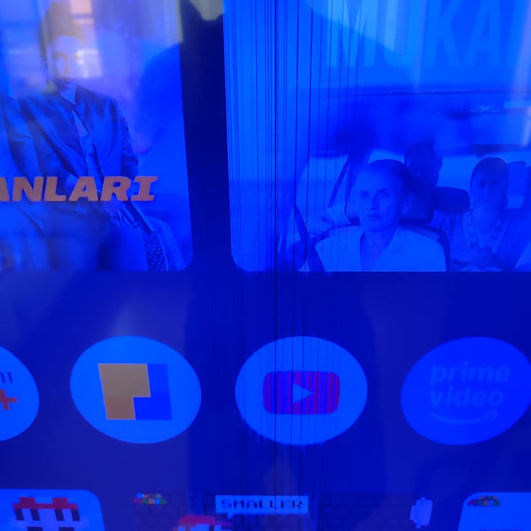 Vestel 4K Smart TVde Dikey Çizgiler Ve Renk Solması Sorunu