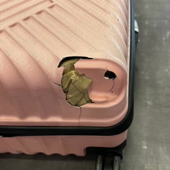 Pegasus İle Kıbrıs Yolculuğumda Bagajım Tamamen Hasar Gördü