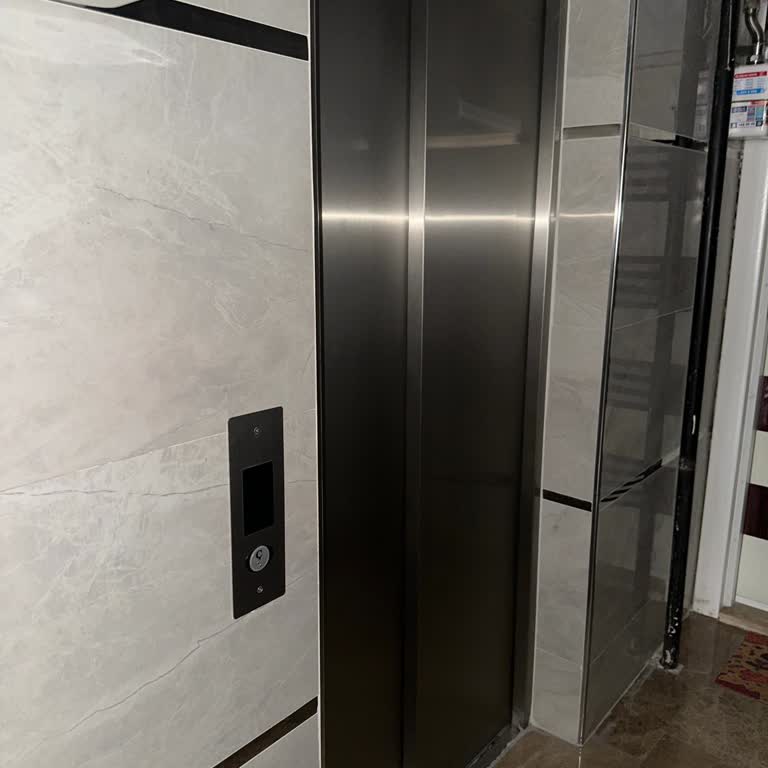 Sıcak Havada Plansız Elektrik Kesintisi Mağduriyeti