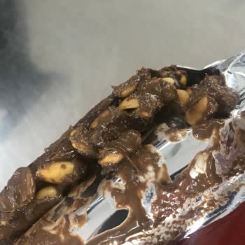 Eti Canga Çikolatada Beyaz Lekeler Ve Küf Endişesi