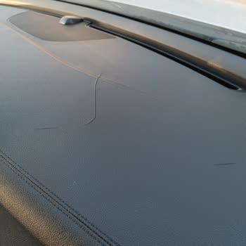 Kia Sportage Göğüslük Çatlağı Ve Servis İlgisizliği