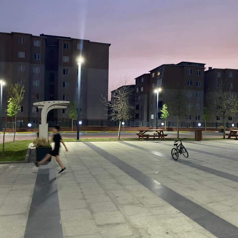 Kamuya Açık Alanda Sert Müdahale Ve Vatandaşın Dışlanması