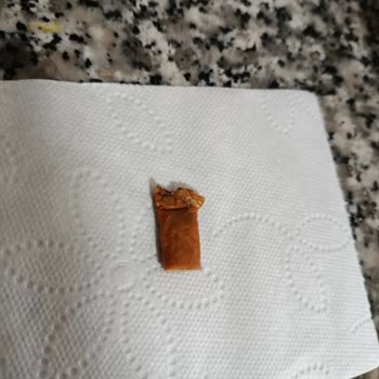 Cips Paketinden Sigara İzmariti Çıktı: Sağlığımız Tehlikede!