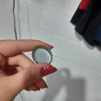 Aldığım Sodanın Kapağı Ve Ağız Kısmı Küflü Çıktı Tadı Da Farklıydı