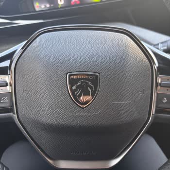 Peugeot 408 Direksiyonunda Oluşan Çatlak Ve Garanti Sorunu