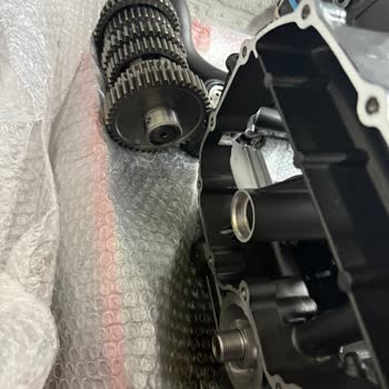 Honda CBR 650R Motorum Serviste Parçalara Ayrıldı Kimse Sorumluluk Almıyor