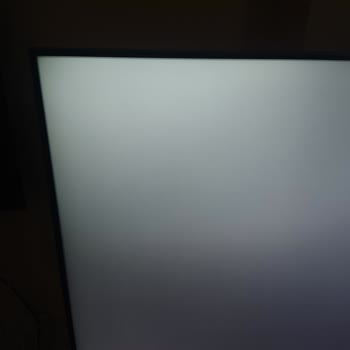 TCL Televizyonumda Ekran Kararması Var, Servis ve Müşteri Hizmetleri Çözüm Sunmuyor