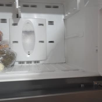 Sürekli Elektrik Kesintisi Ve İlgisiz Hizmet