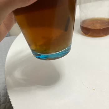 Fuse Tea Şeftali Aromalı İçecekte Ambalajdan Çıkan Yabancı Maddeler Hayal Kırıklığı Yarattı