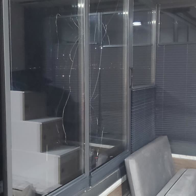 Efil Yapı'da Yaptırdığımız Albert Genau Cam Balkonun Kısa Sürede Kırılması, Garanti Dışı Bırakılması