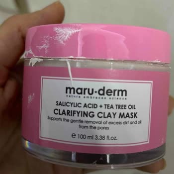 Kırık Ve Dökülmüş Kil Maskesi Hayal Kırıklığı Yarattı