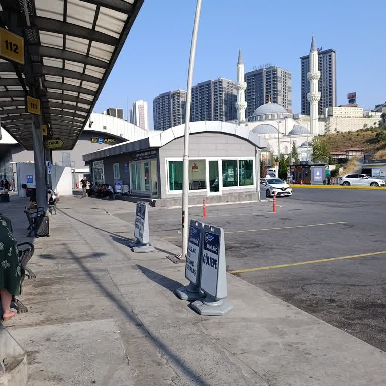 Kamil Koç Alibeyköy Otogarında Servis Beklerken Yaşadığım İlgisizlik