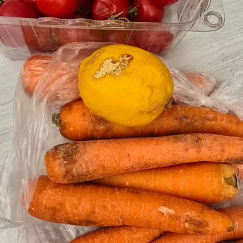 Çürük Sebze Gönderildi, Para İadesi De Yapılmadı